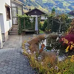 Zillertal Center アパート